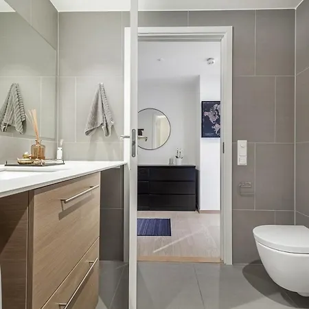 Lejlighed Amazing Luxury On The Waterfront! 73sqm *