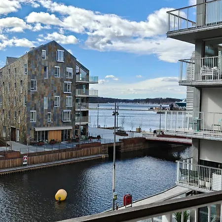 Amazing Luxury On The Waterfront! 73sqm *