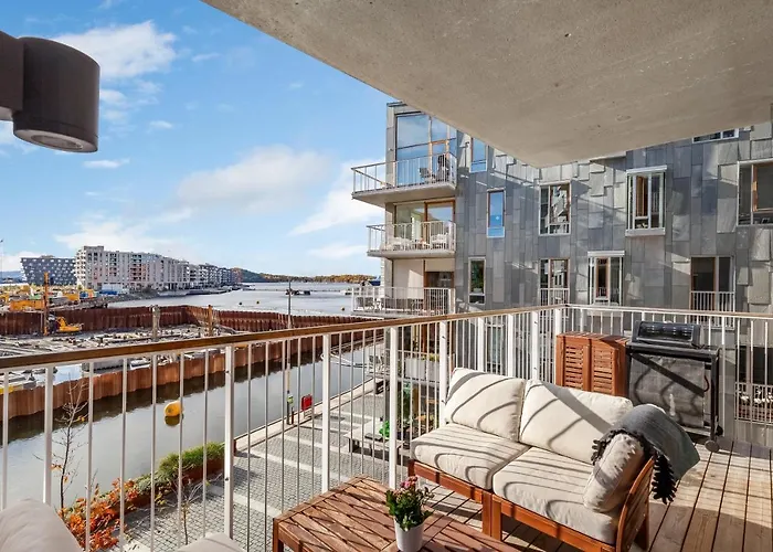 Amazing Luxury On The Waterfront! 73sqm Daire