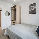 Amazing Luxury On The Waterfront! 73sqm *