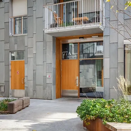 Apartmán Amazing Luxury On The Waterfront! 73sqm *