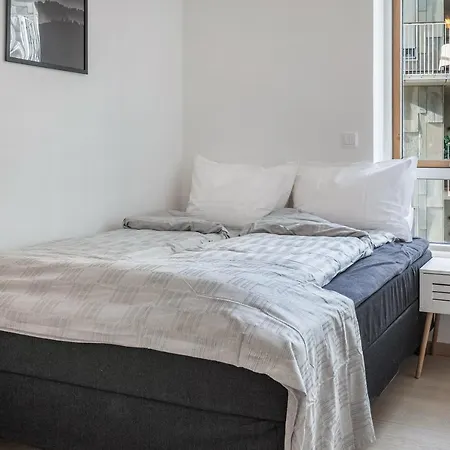 Amazing Luxury On The Waterfront! 73sqm Apartman