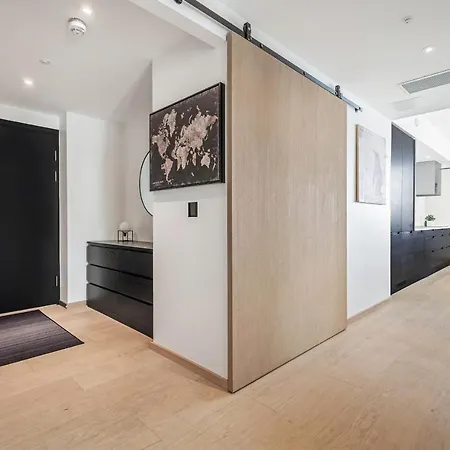 Amazing Luxury On The Waterfront! 73sqm Apartman