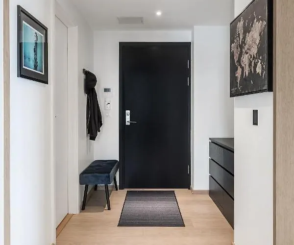 Amazing Luxury On The Waterfront! 73sqm Appartement *